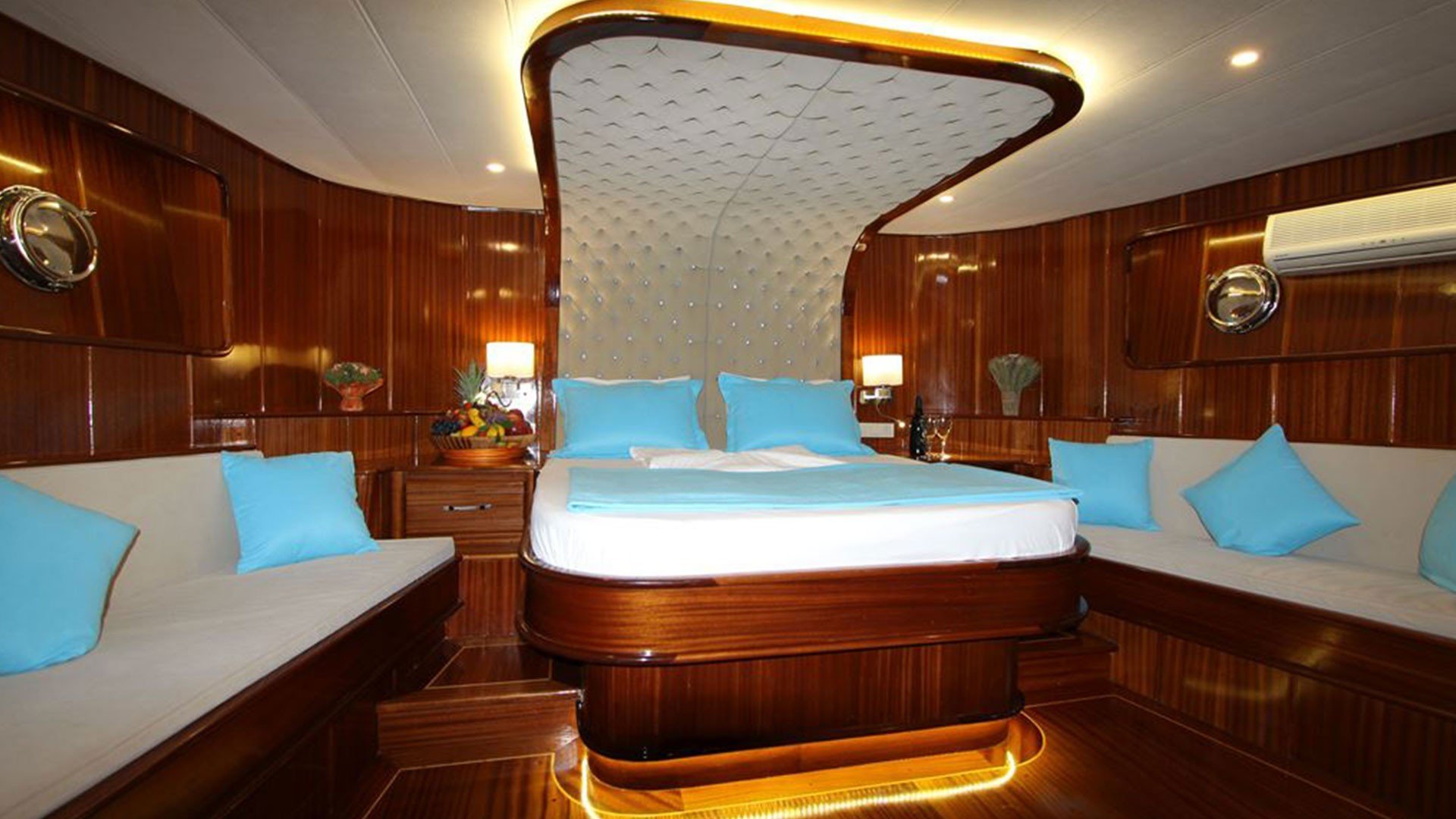 gulet-charter-queen-lila-15.jpg