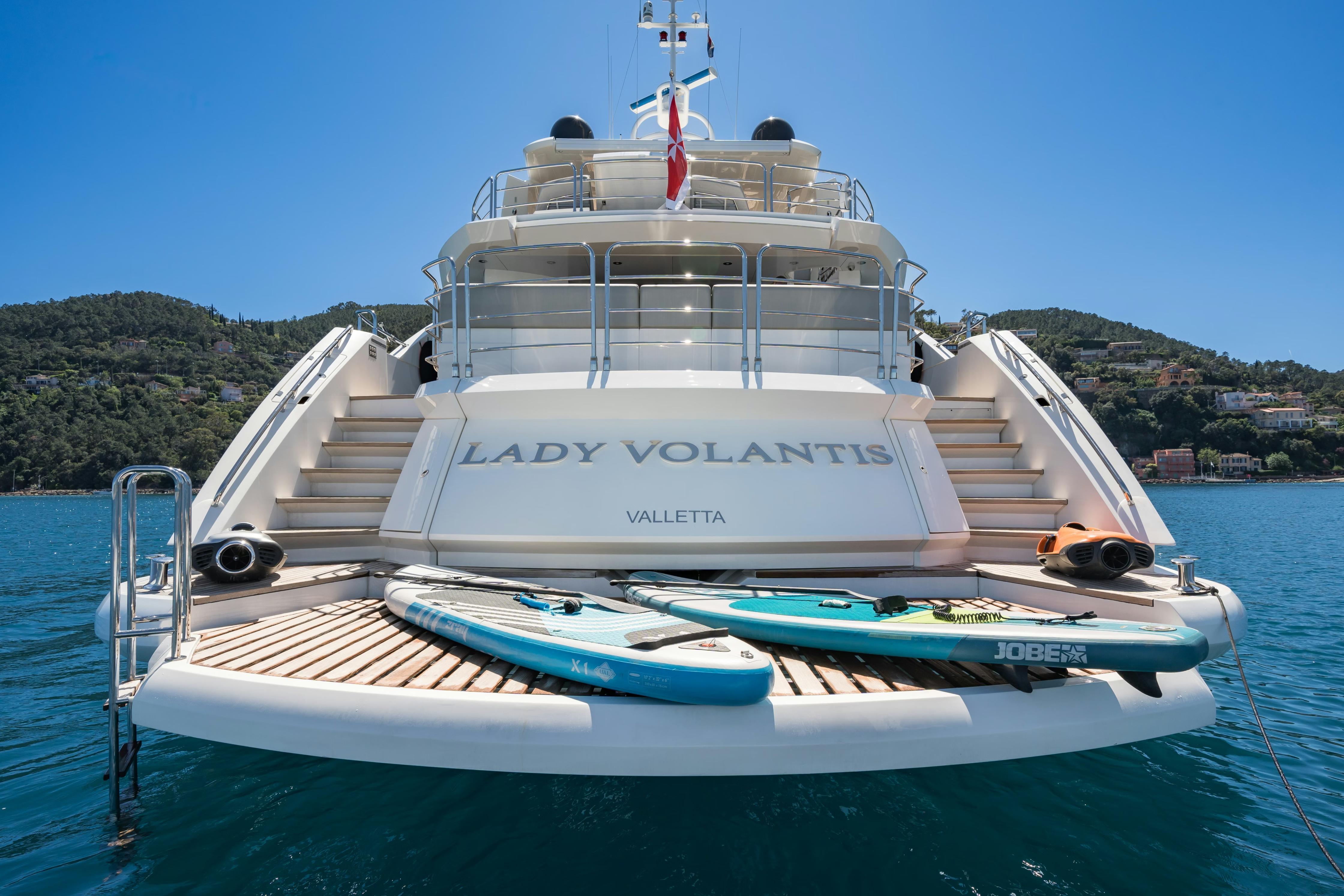 imgi_188_1716888363-028-lady-volantis-swim-platform.jpg