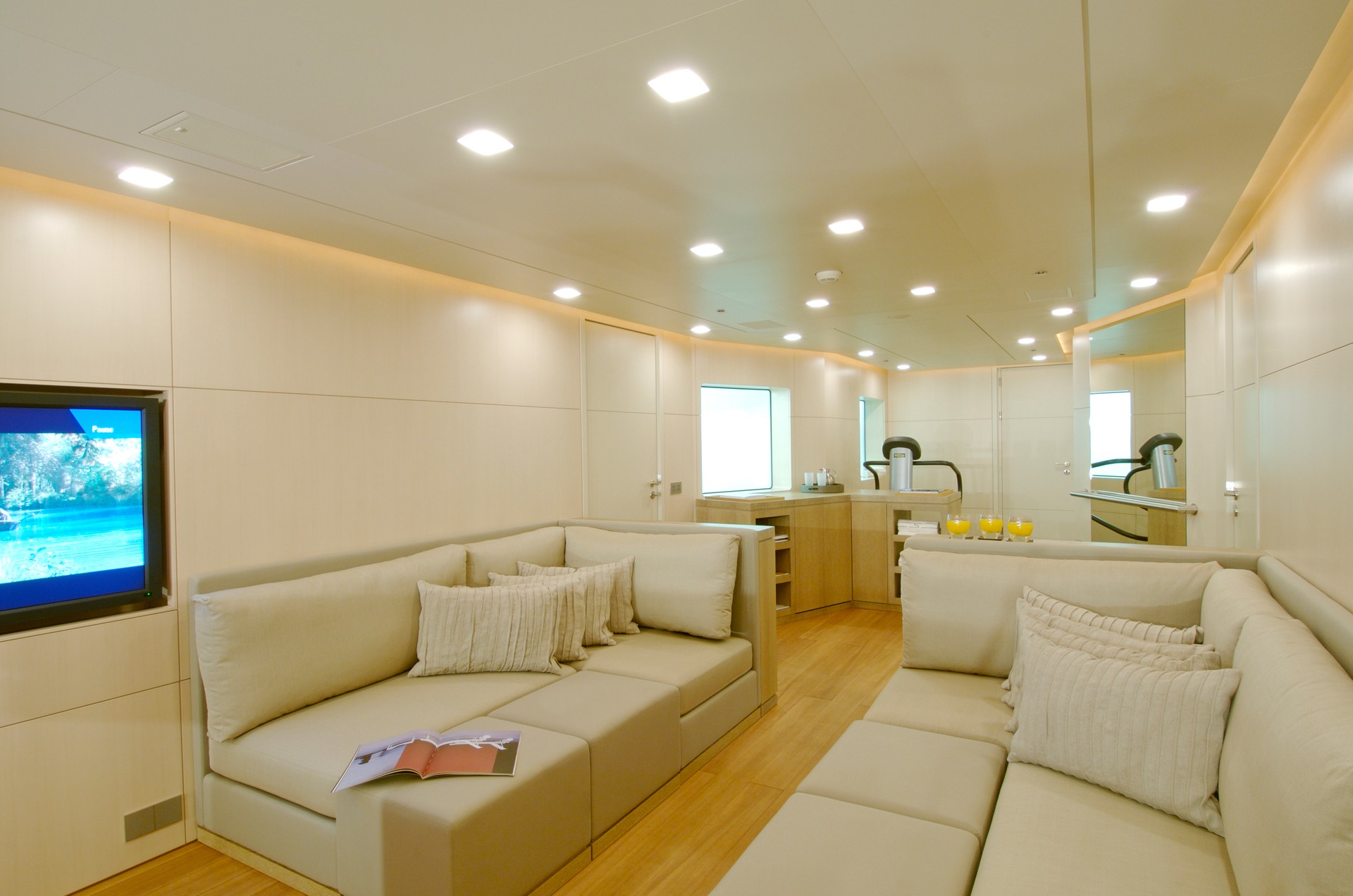 interior  .jpg