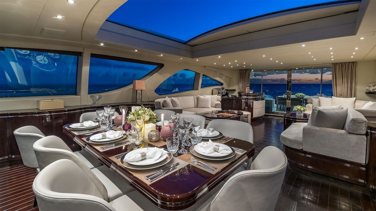interior  dining area.jpg