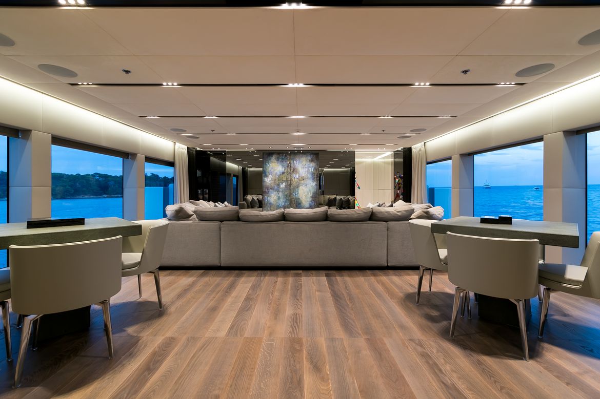 interior 3.jpg