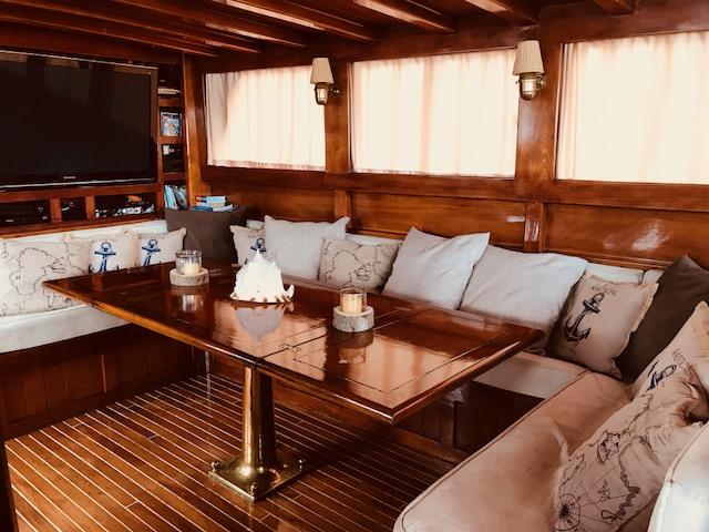interior dining and seating.jpg