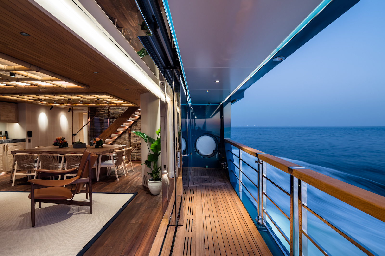 interior exterior flow - photo Jeff Brown.jpg