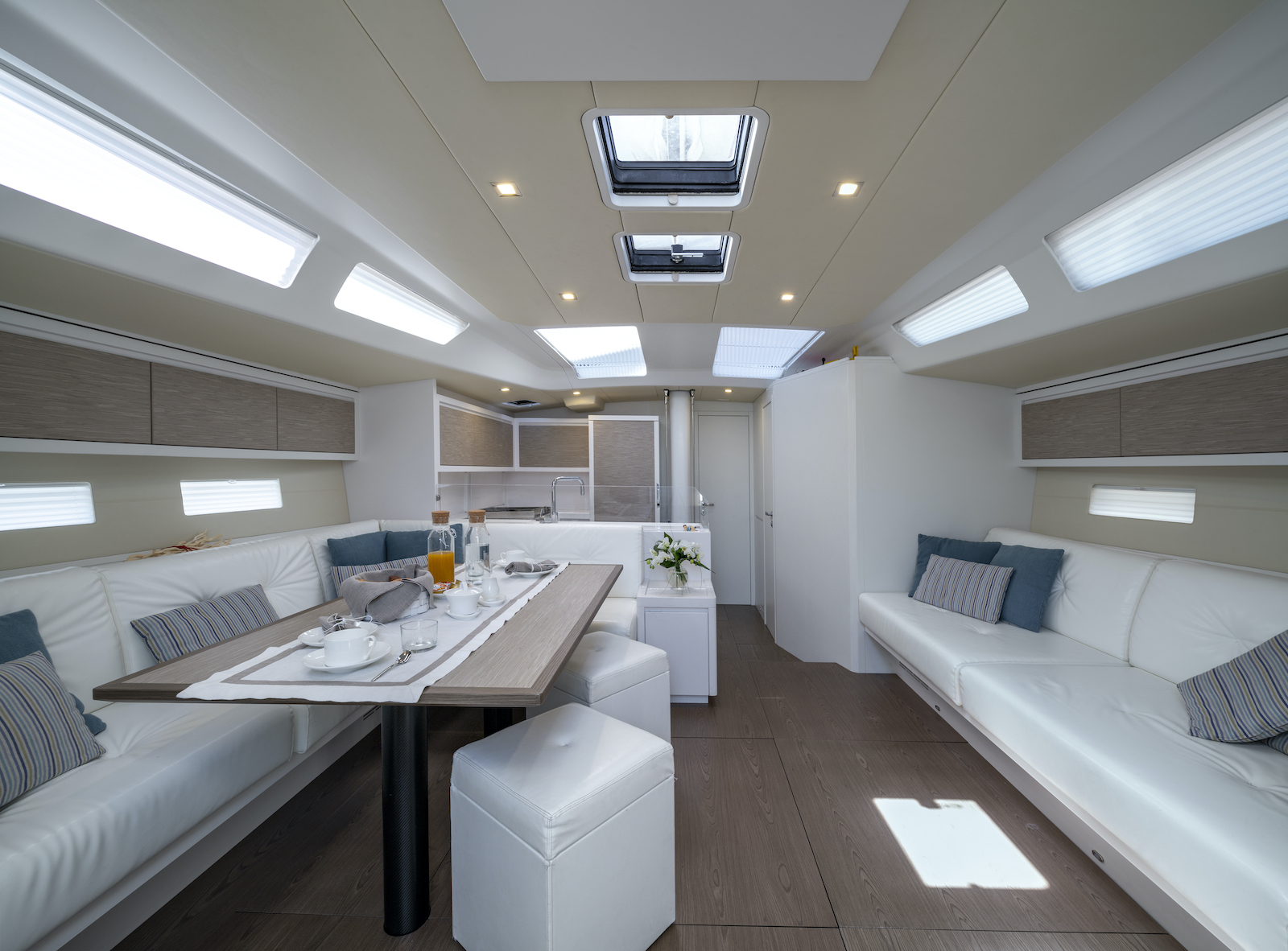 interior seating and dining.jpg