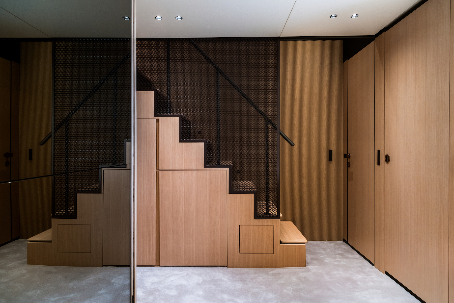 interior stairs .jpg