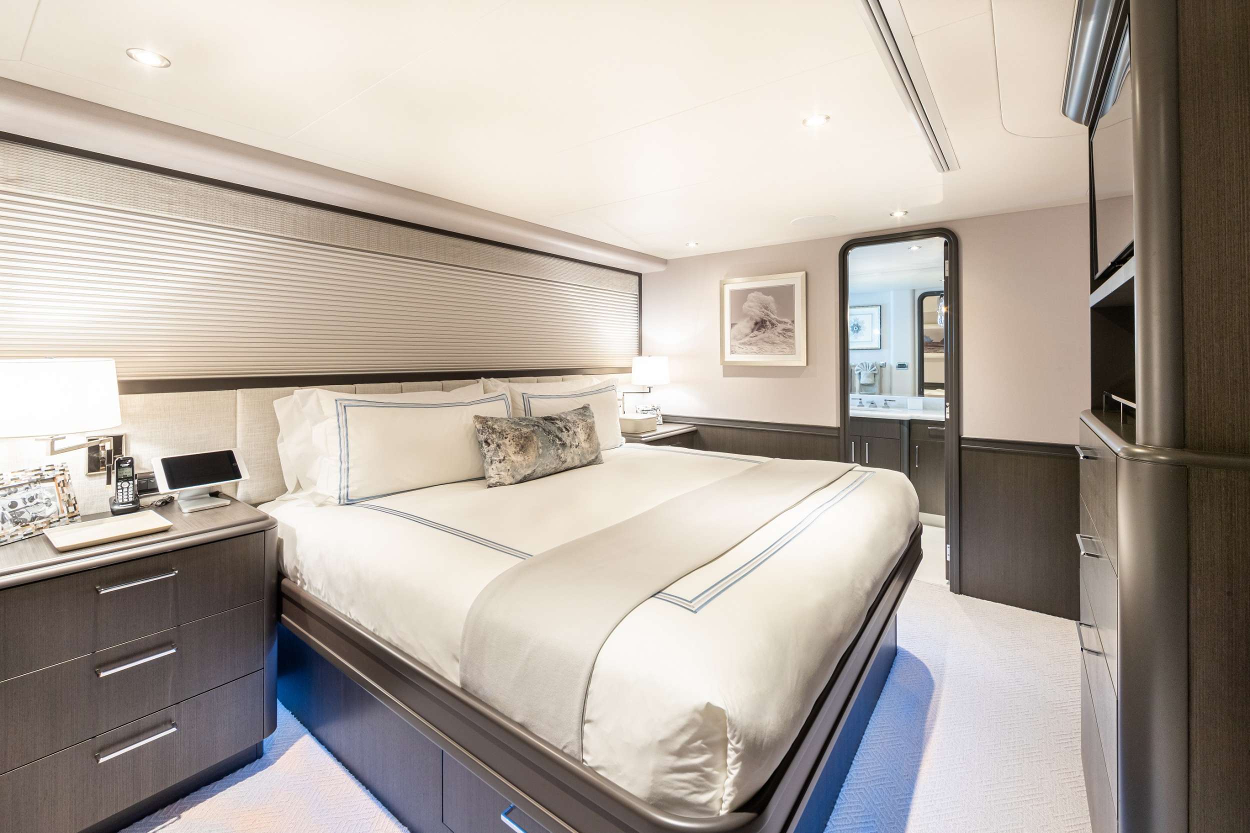 king stateroom 1.jpg