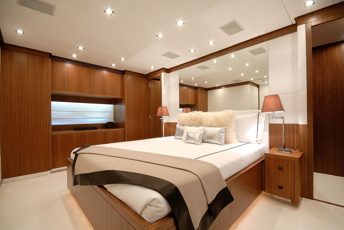 large double in the cabin.jpg