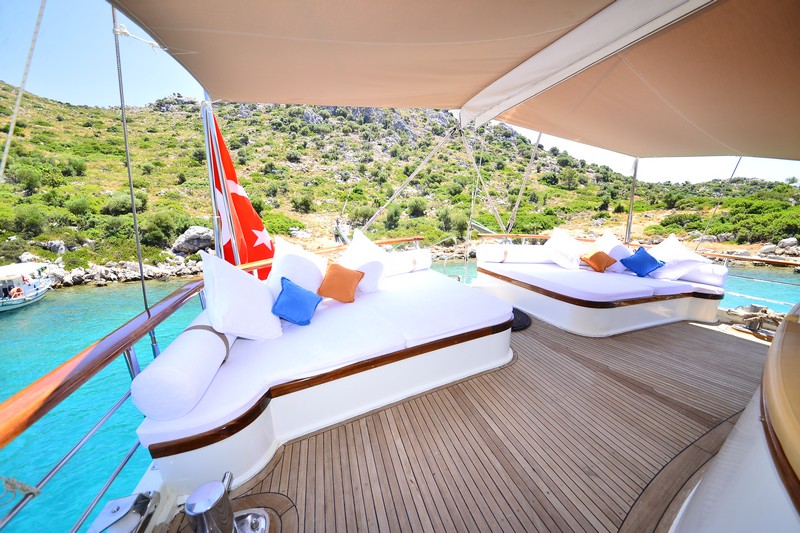 lounging area .jpg