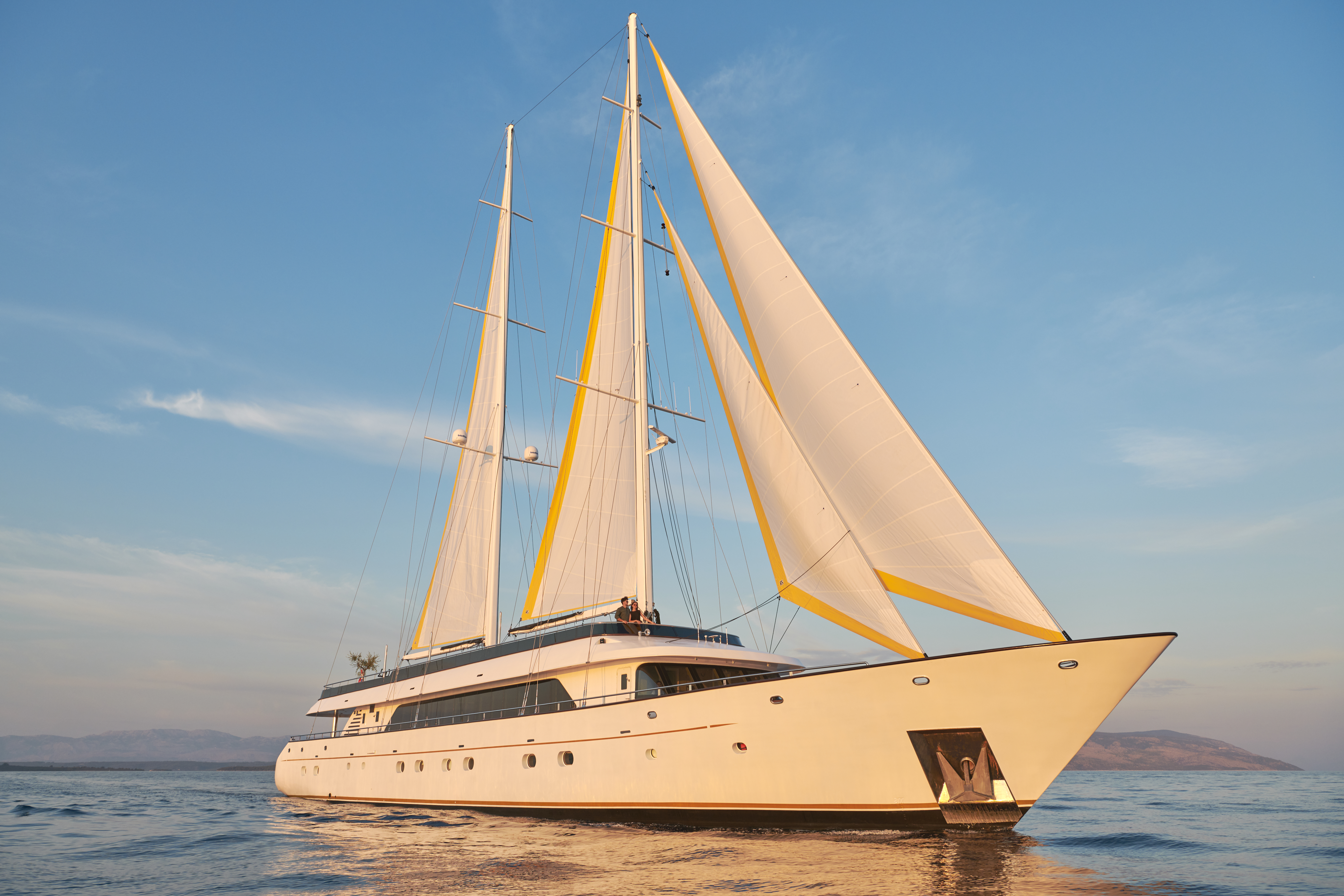 luxury charter yacht ANIMA MARIS.jpg