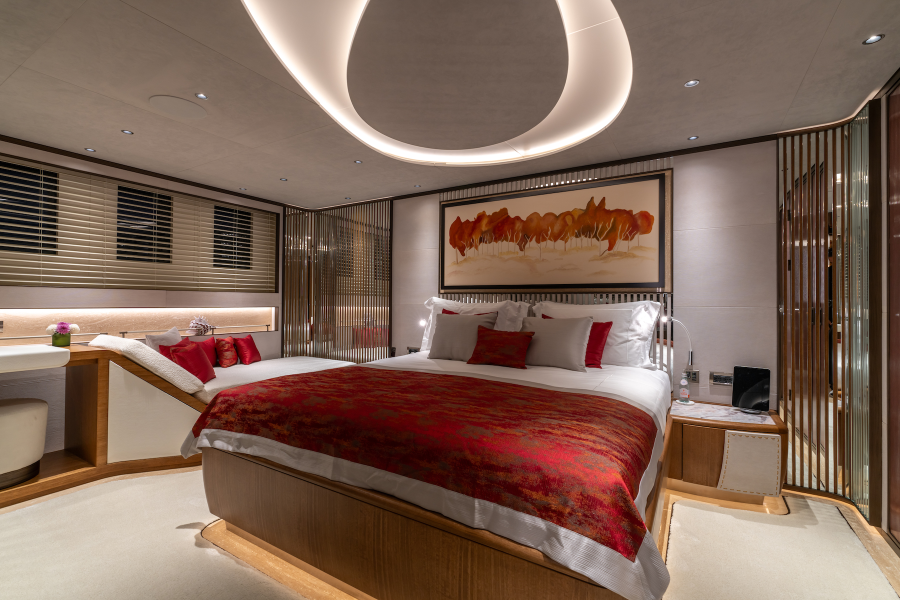 luxury double cabin.jpg