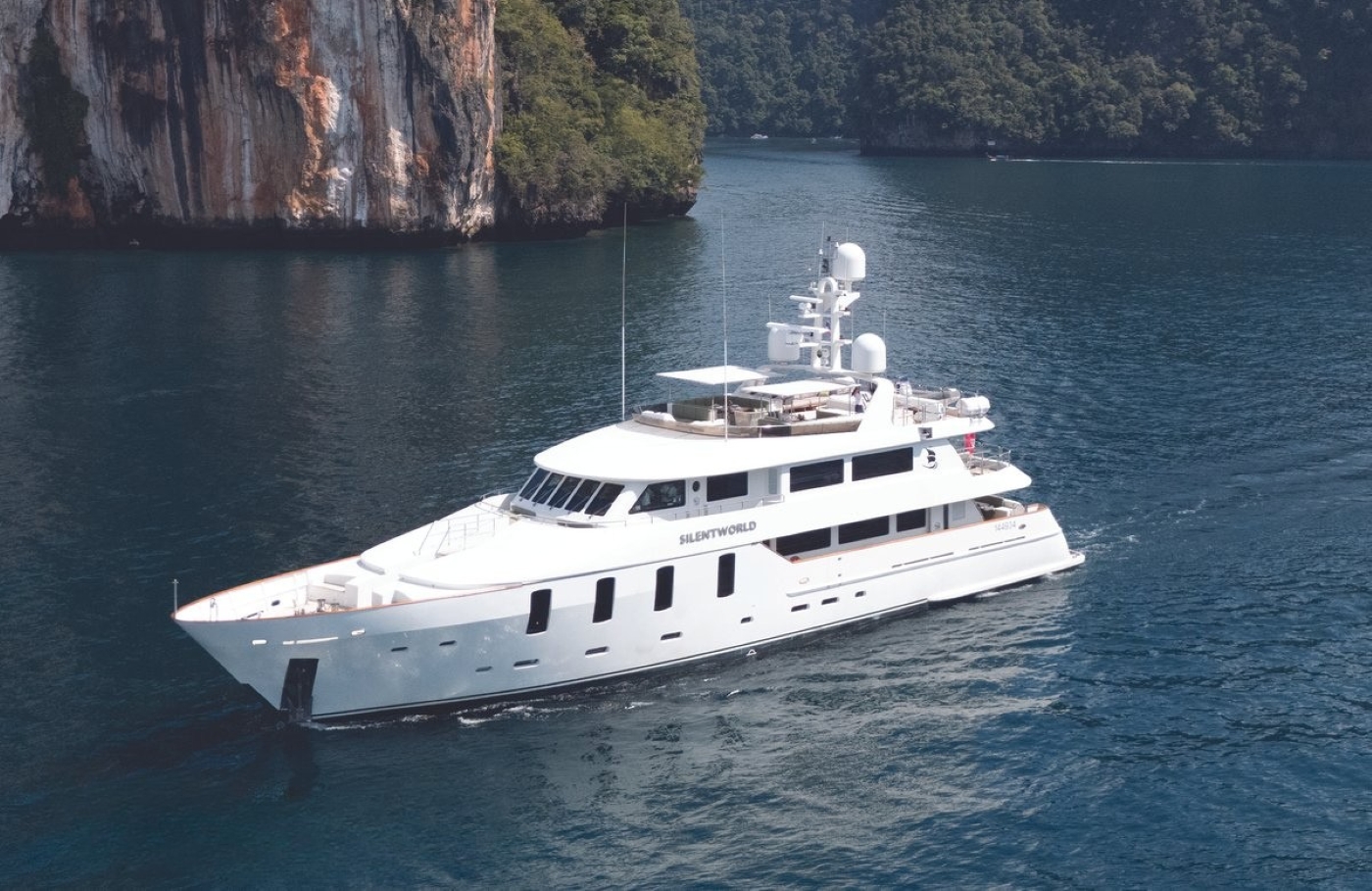 luxury superyacht SILENTWORLD .jpg
