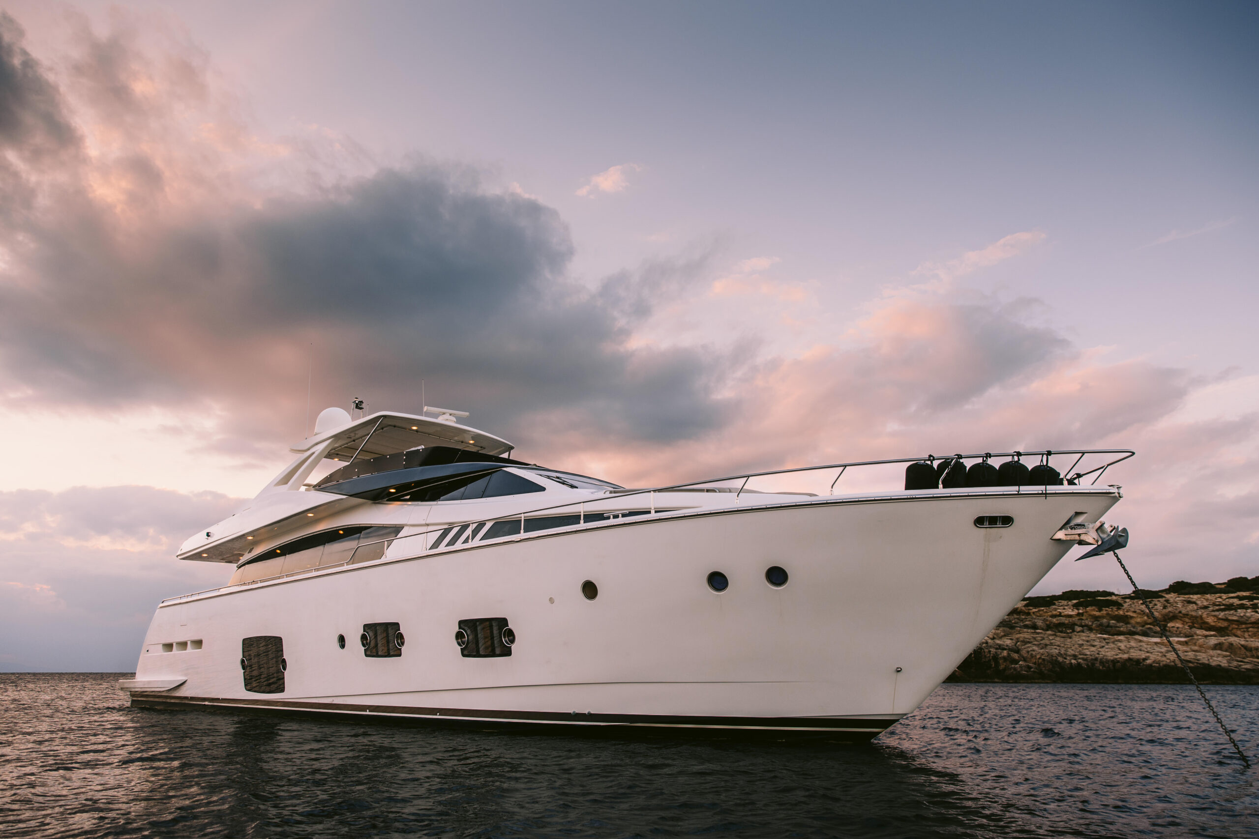 luxury yacht D&D .jpg