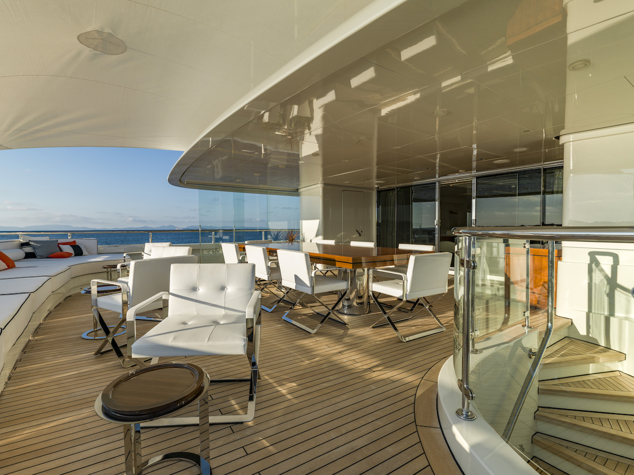 main aft deck dining area.jpg