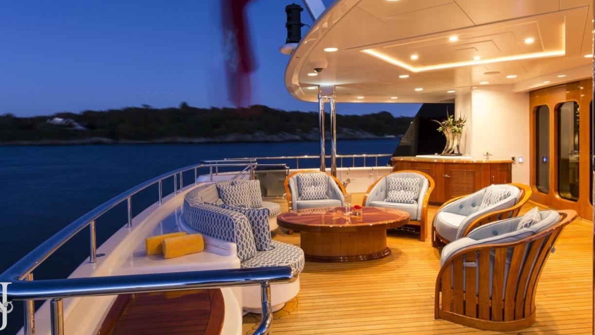 main aft deck seating.png