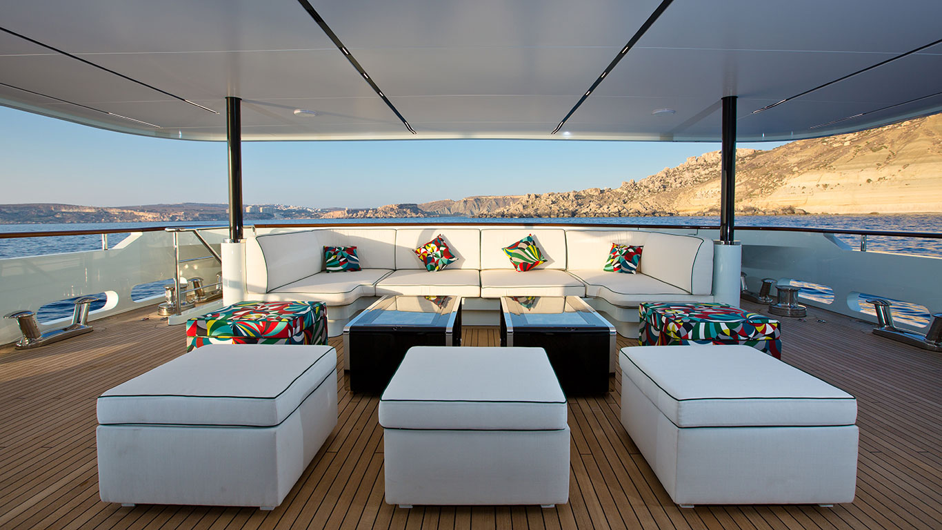 main aft deck.jpg