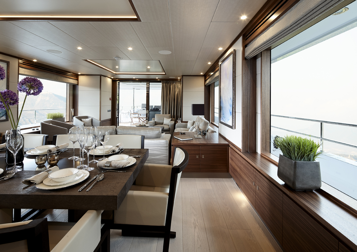 main saloon with a dining area.jpg
