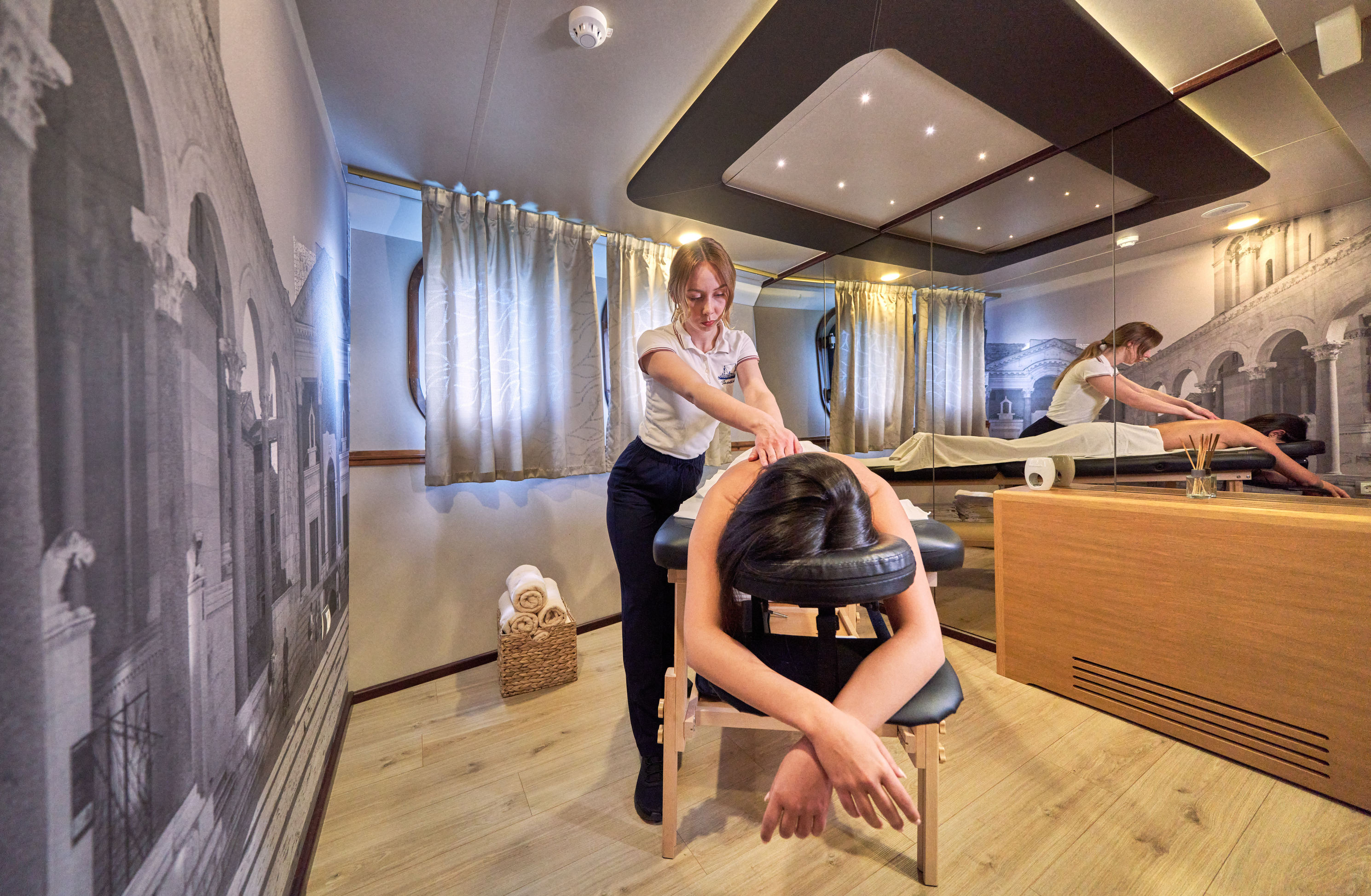 massage .jpg