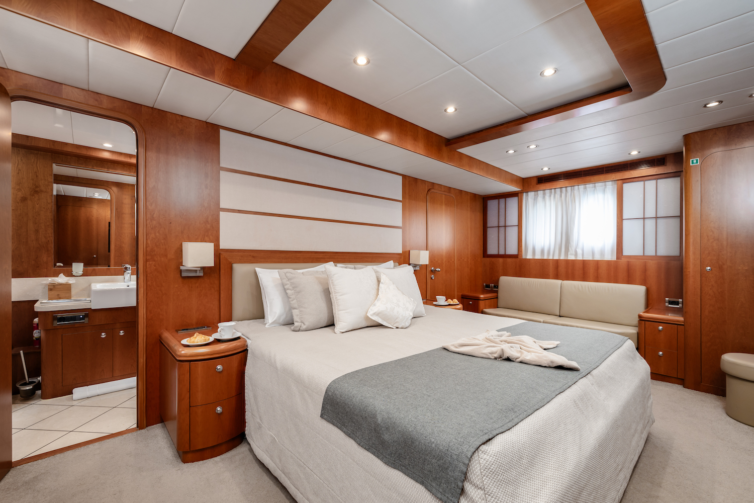 master cabin with ensuite bathroom .jpg