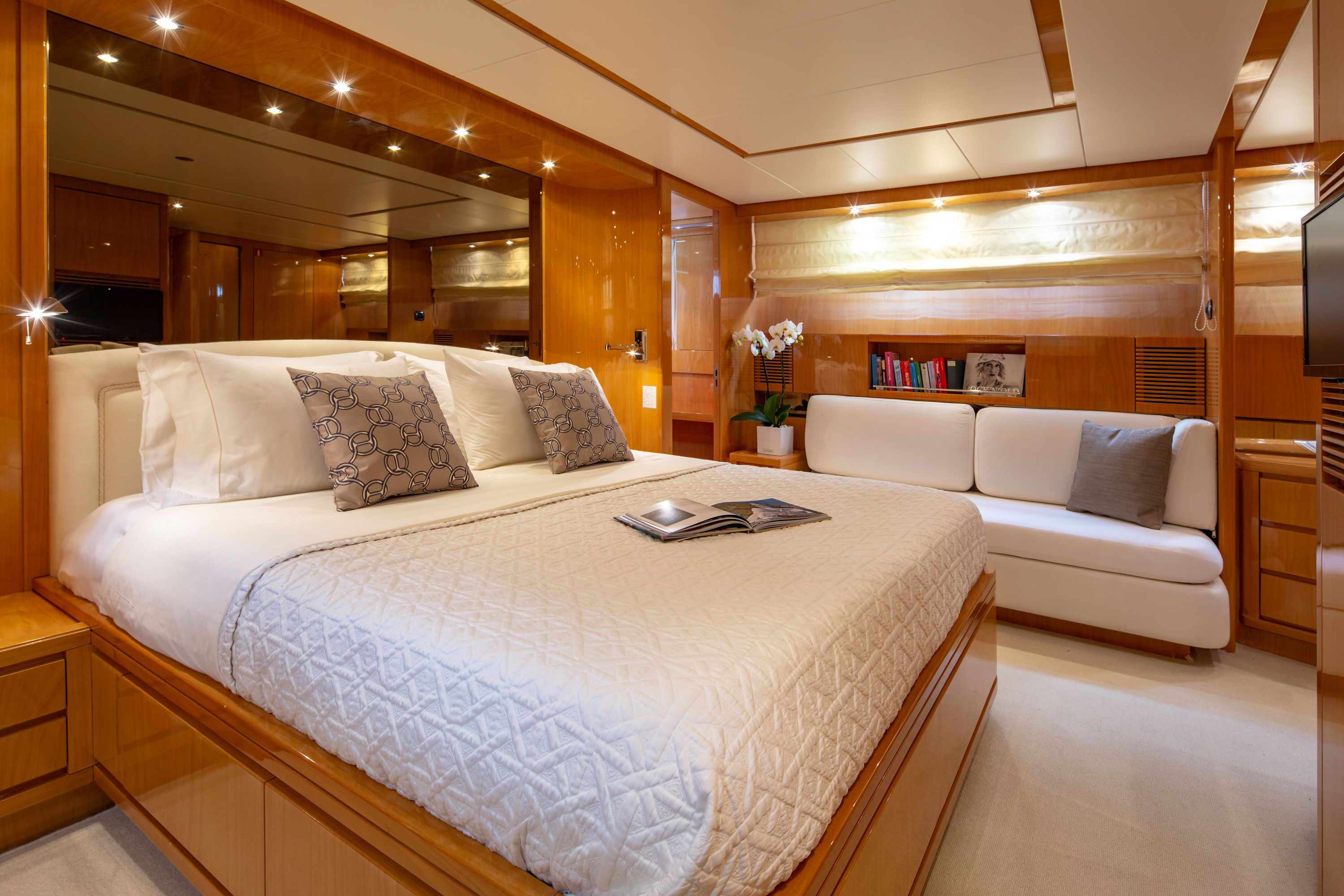 master cabin with seating.jpg