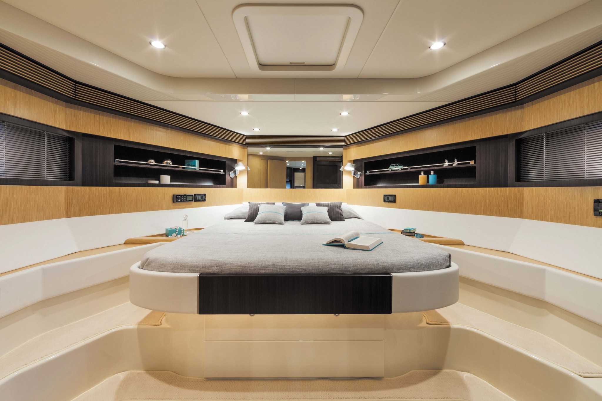 master cabin. .jpg