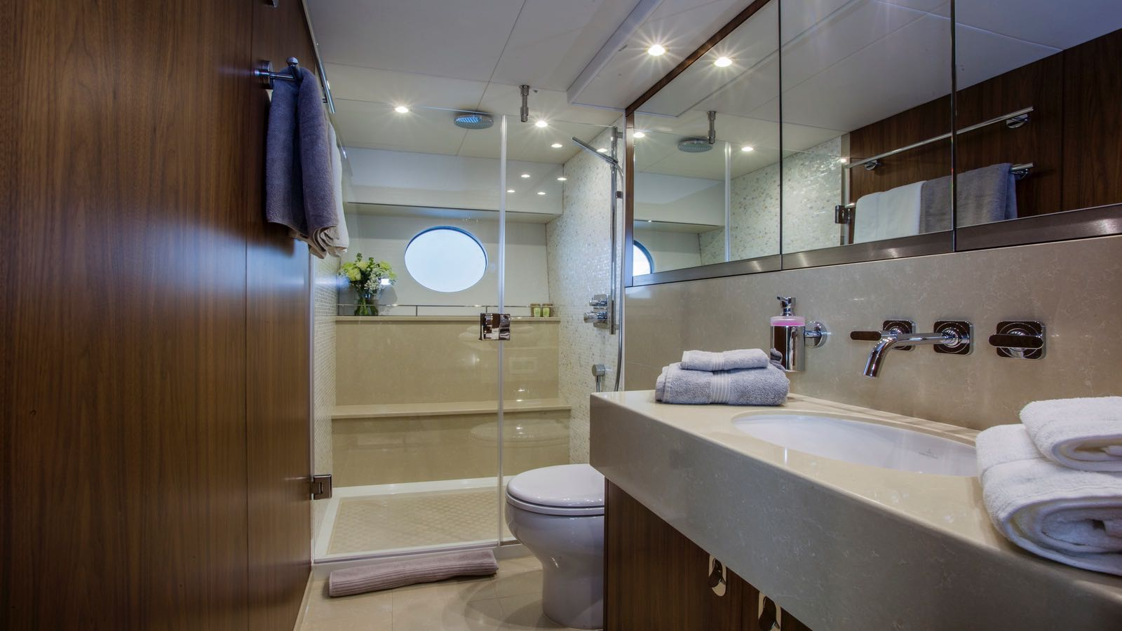 master ensuite.png