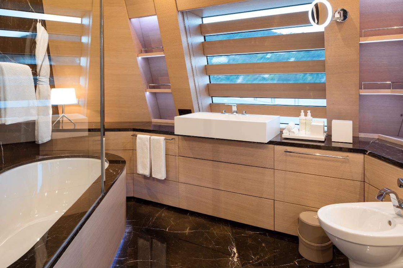 master suite bathroom.png