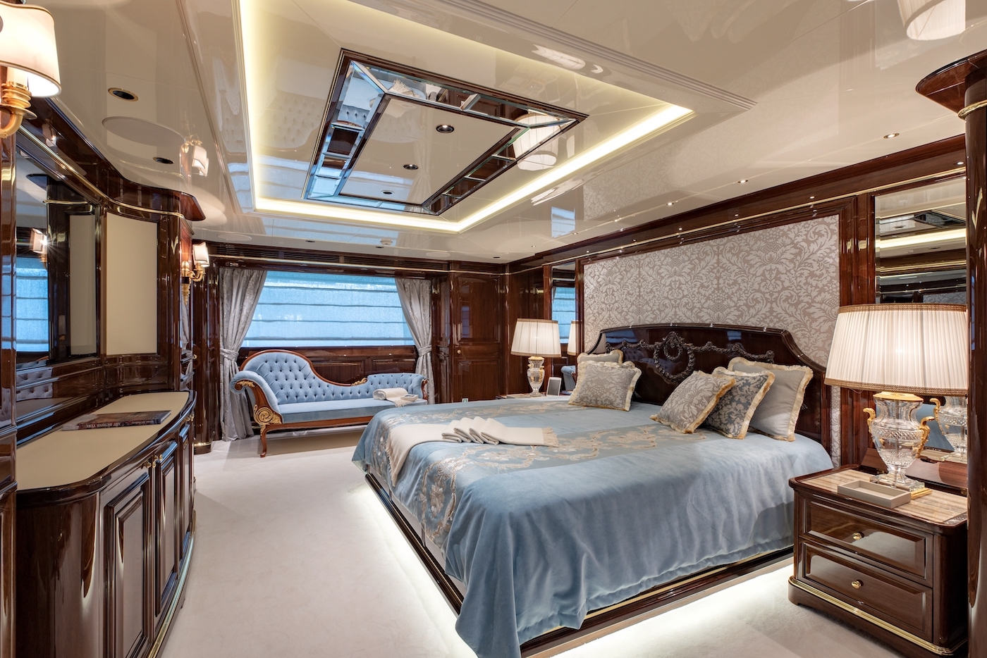 master suite on main deck.jpg