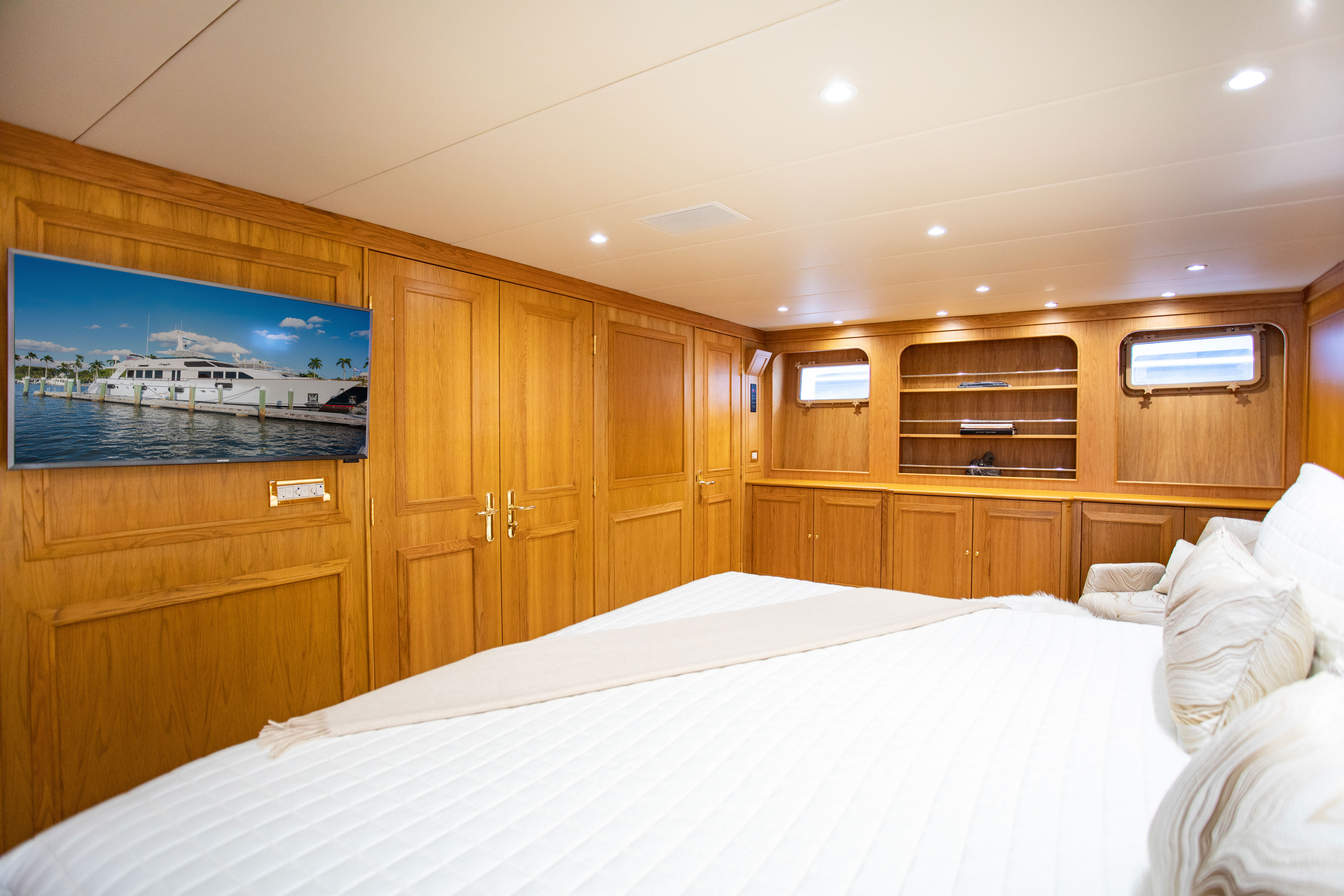 master suite tv.jpg