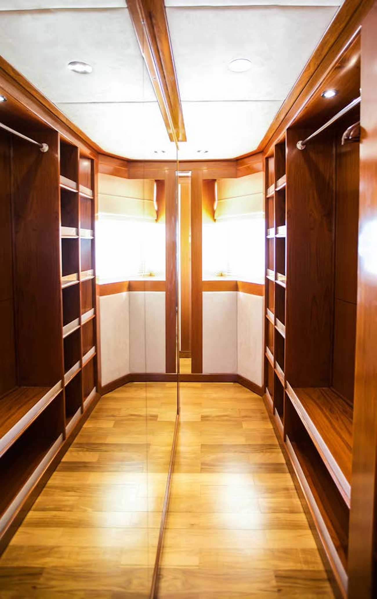 master walk in wardrobe.png