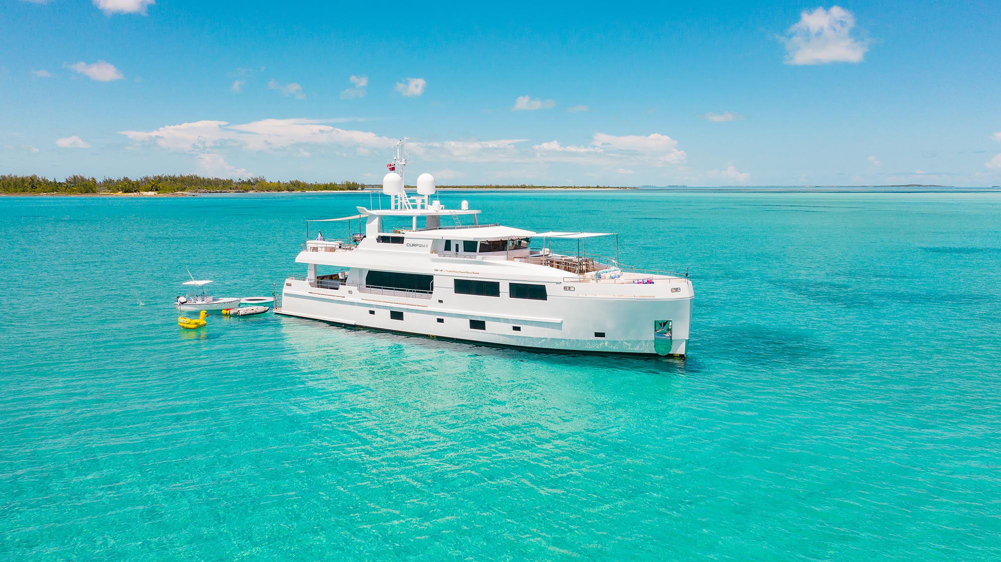 motor yacht CURFEW II.jpg