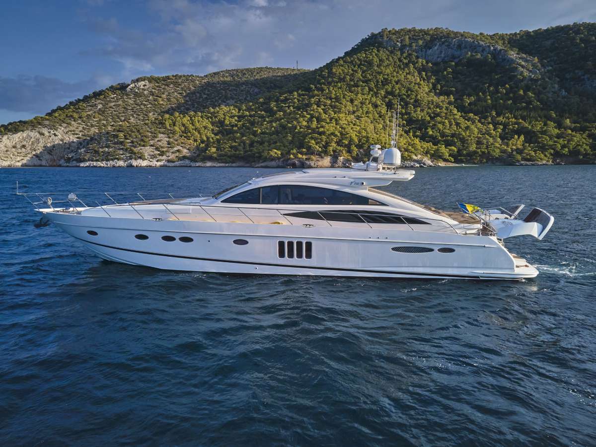 motor yacht ESTIA ONE.jpg