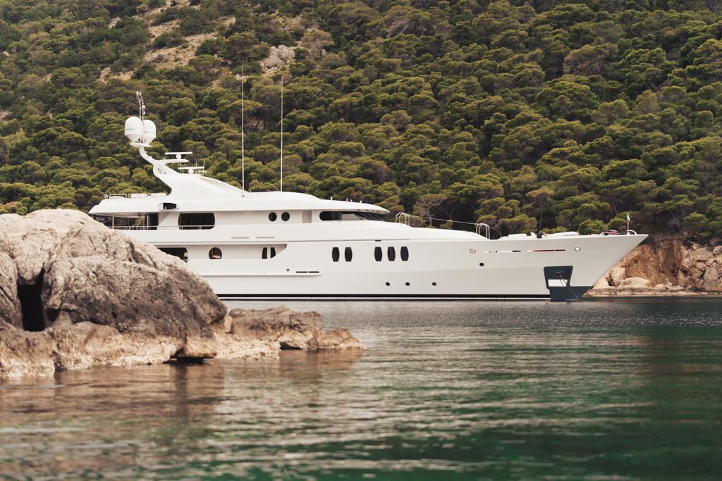motor yacht JAZ.jpg