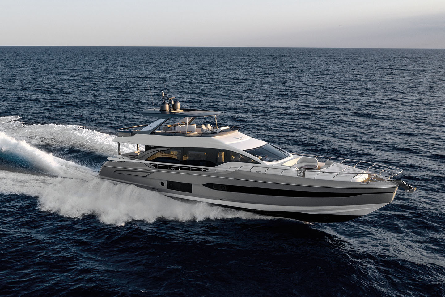 motor yacht OMR GROUP.jpg