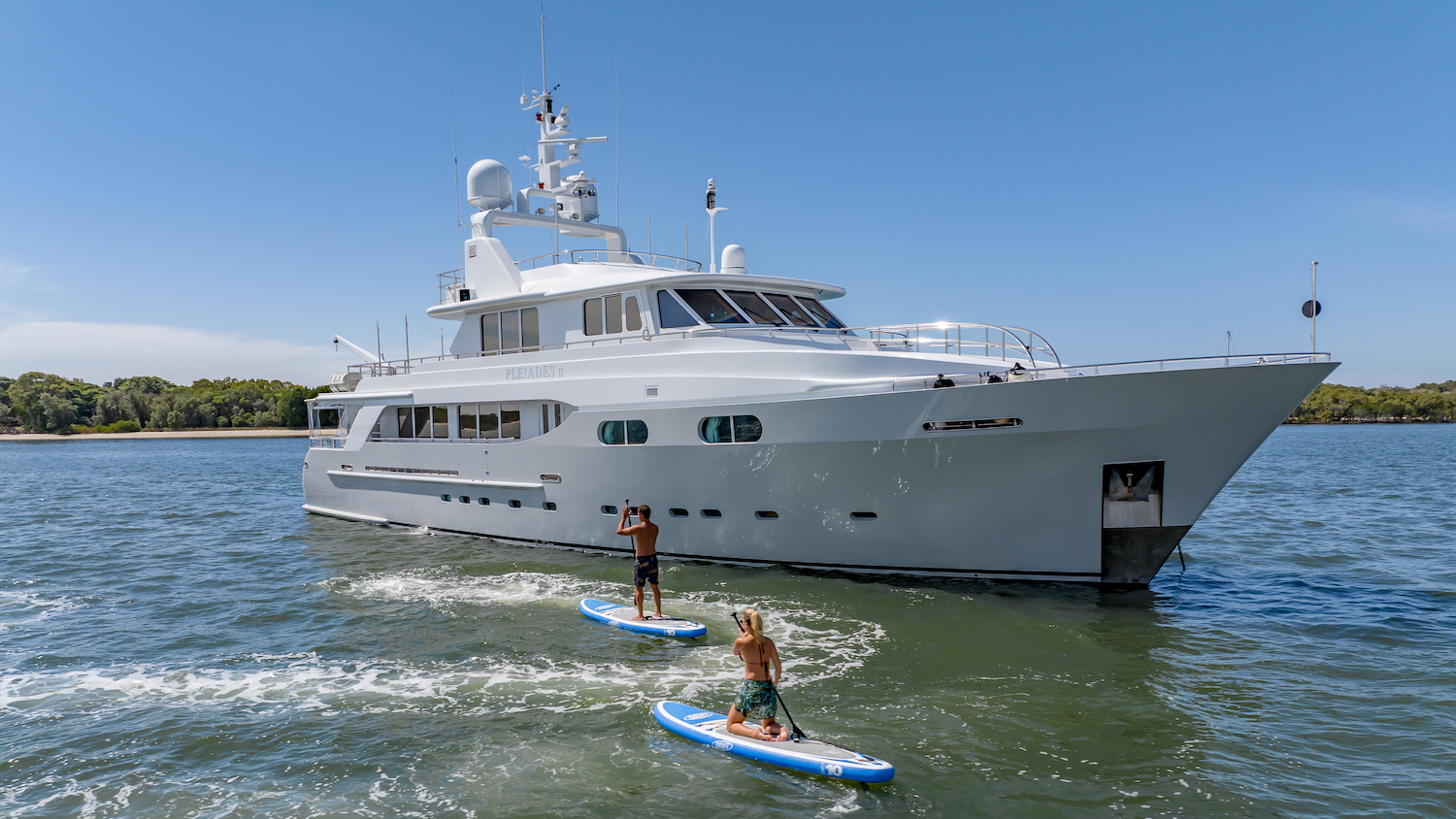 motor yacht PLEIADES II.jpg