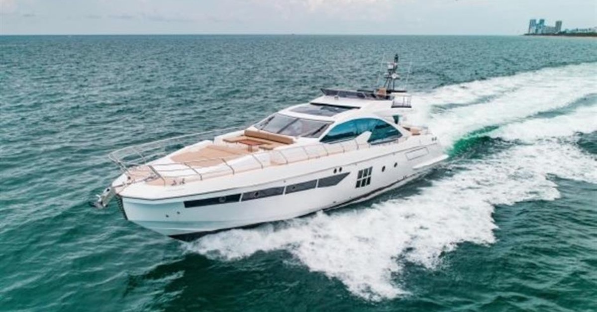 motor yacht RL ROLLING LOUD.jpg