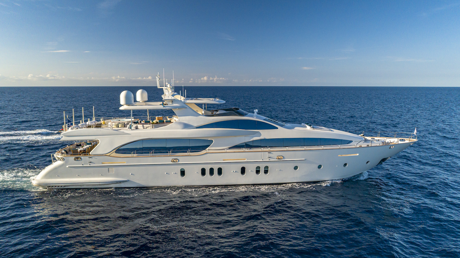 motor yacht SWEET EMOCEAN.jpg
