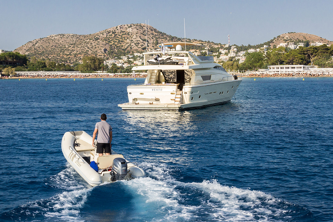 motor yacht VENTO with tender.jpg