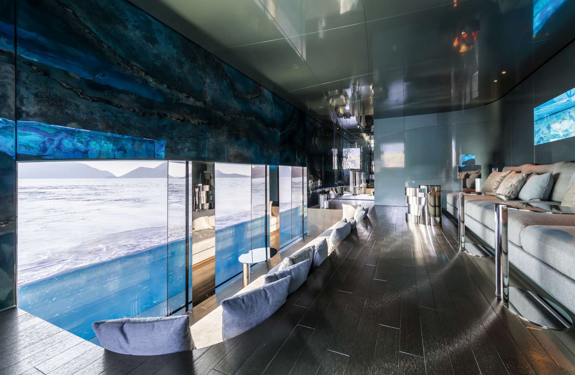observation 'Nemo' lounge.jpg