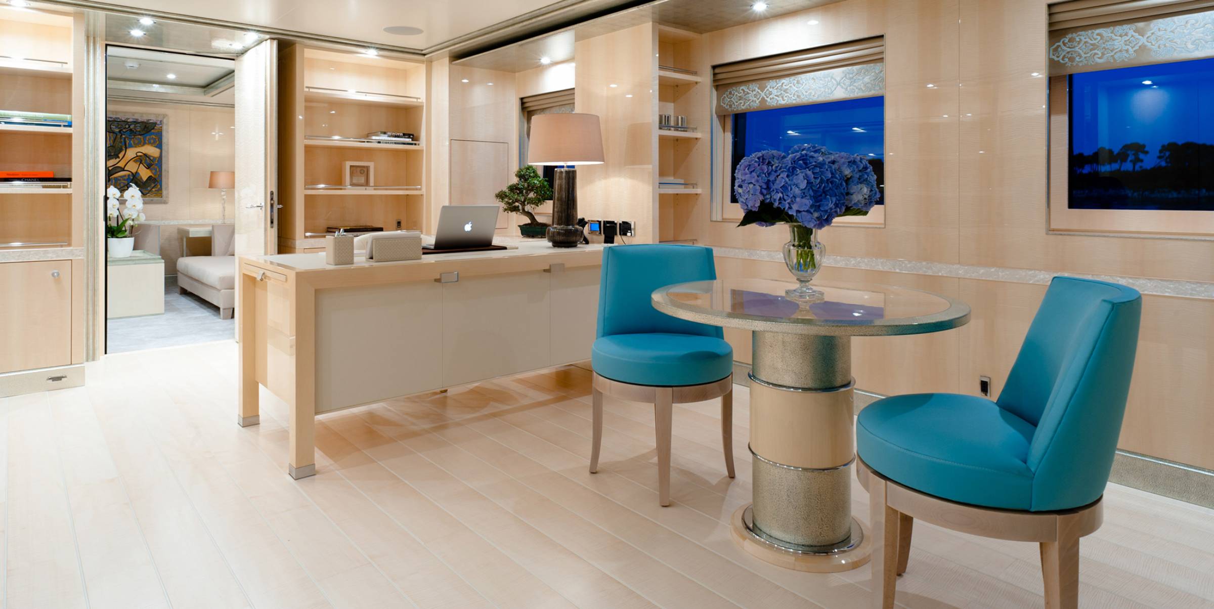 office and seating.jpg