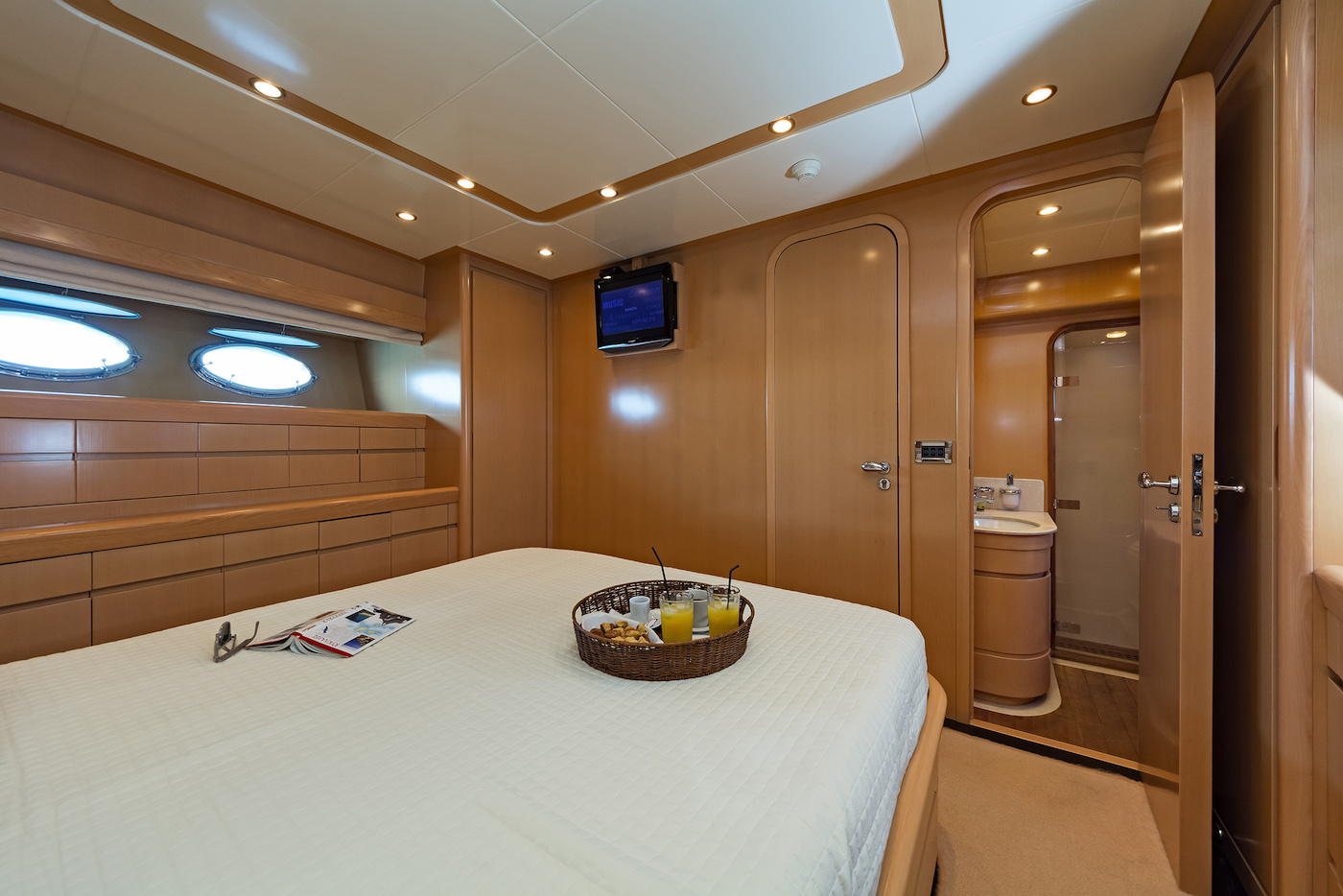 owner cabin .jpg