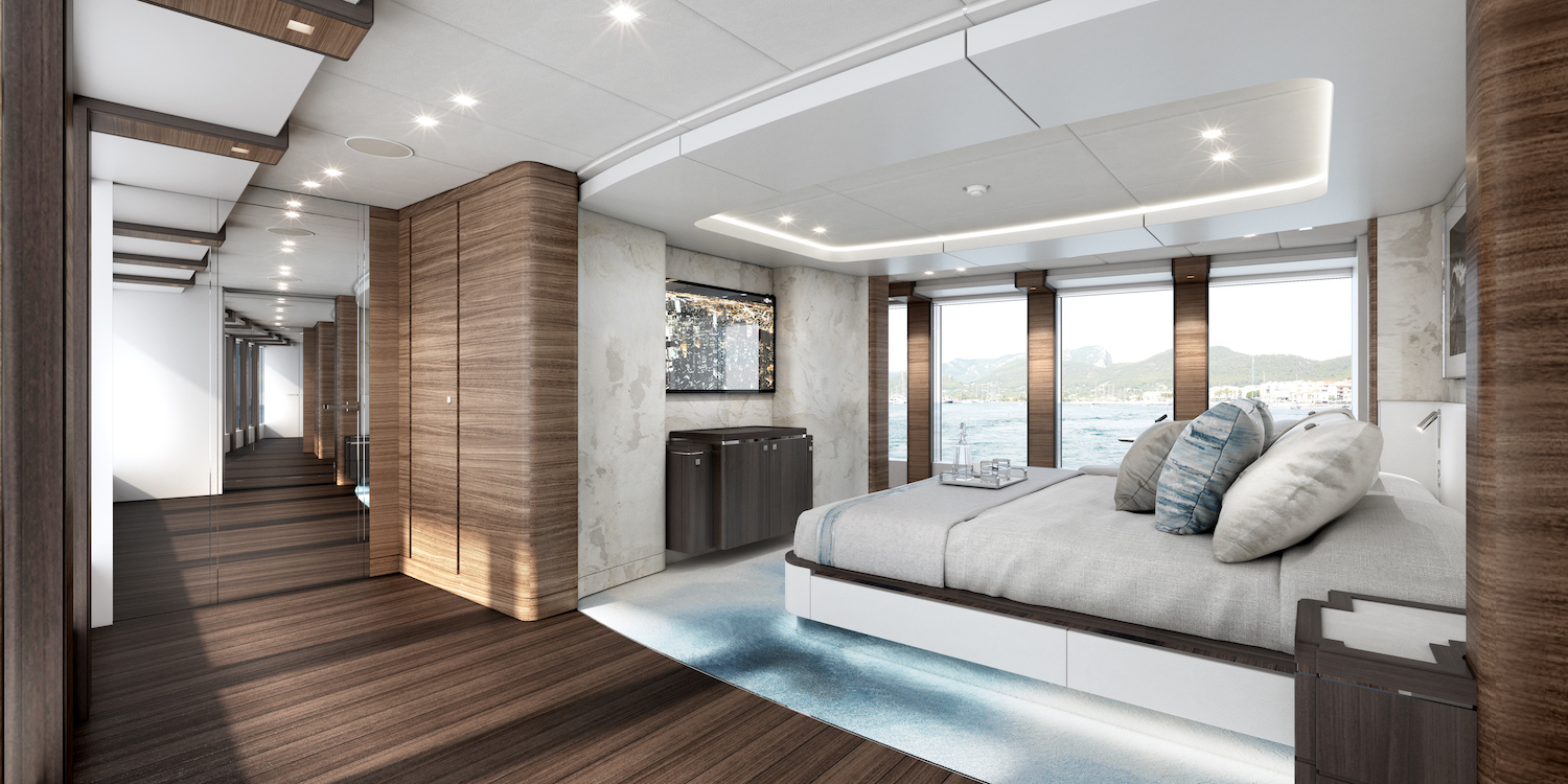 owner stateroom bed  .jpg