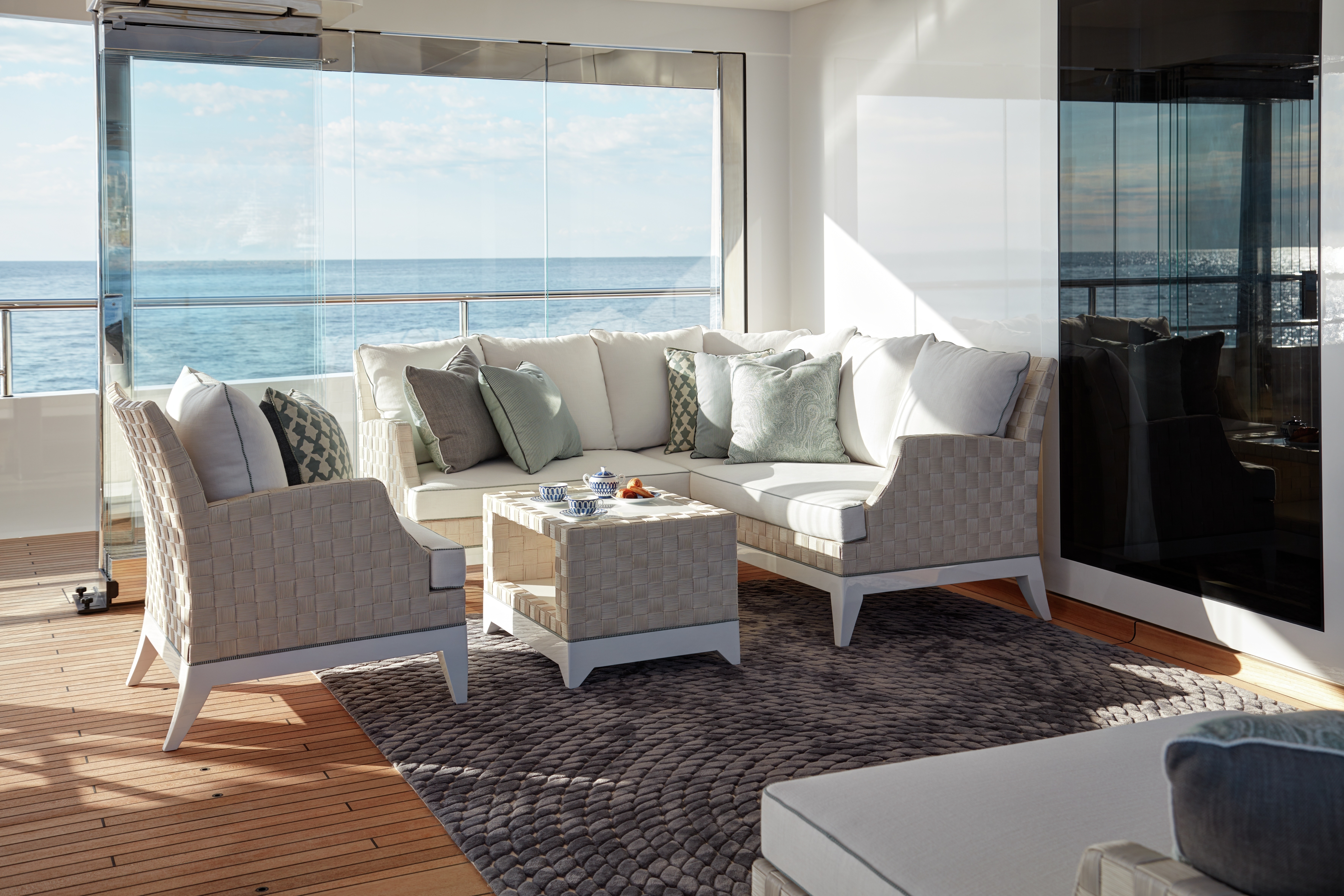 owners winter garden relaxing area.jpg