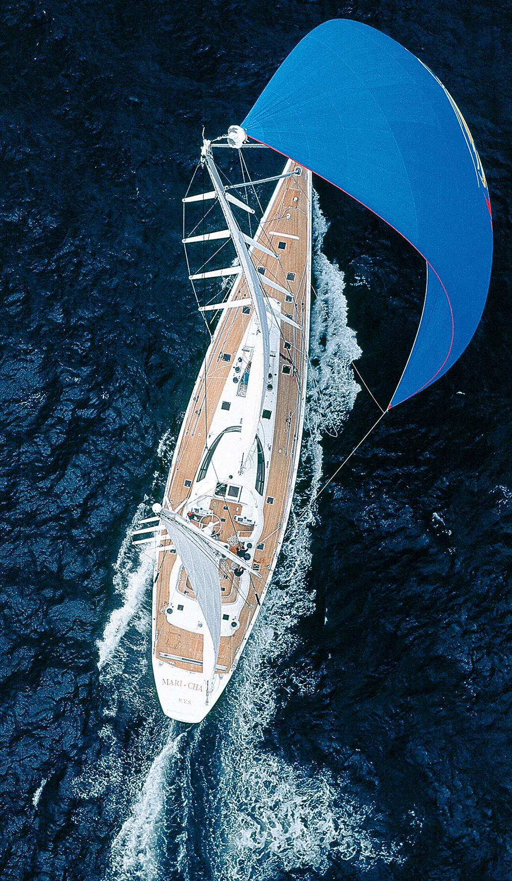 oysteryachts-yachts-specialprojects-mari_08.jpg