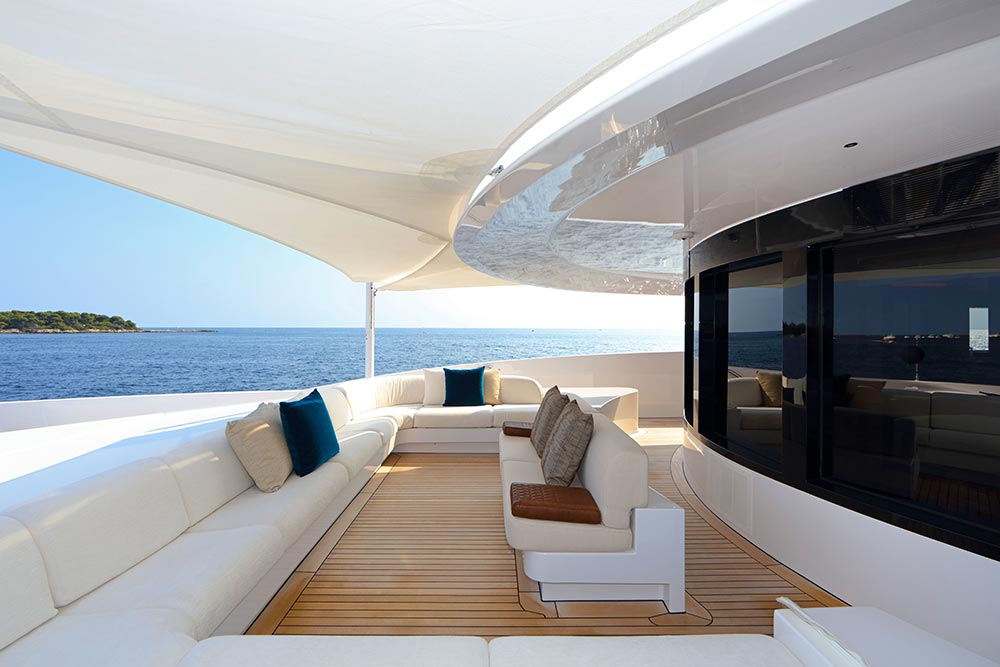 private owner deck.jpg