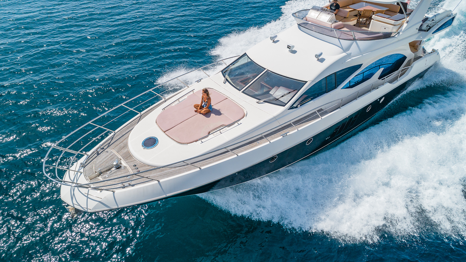 running with model on bow.jpg
