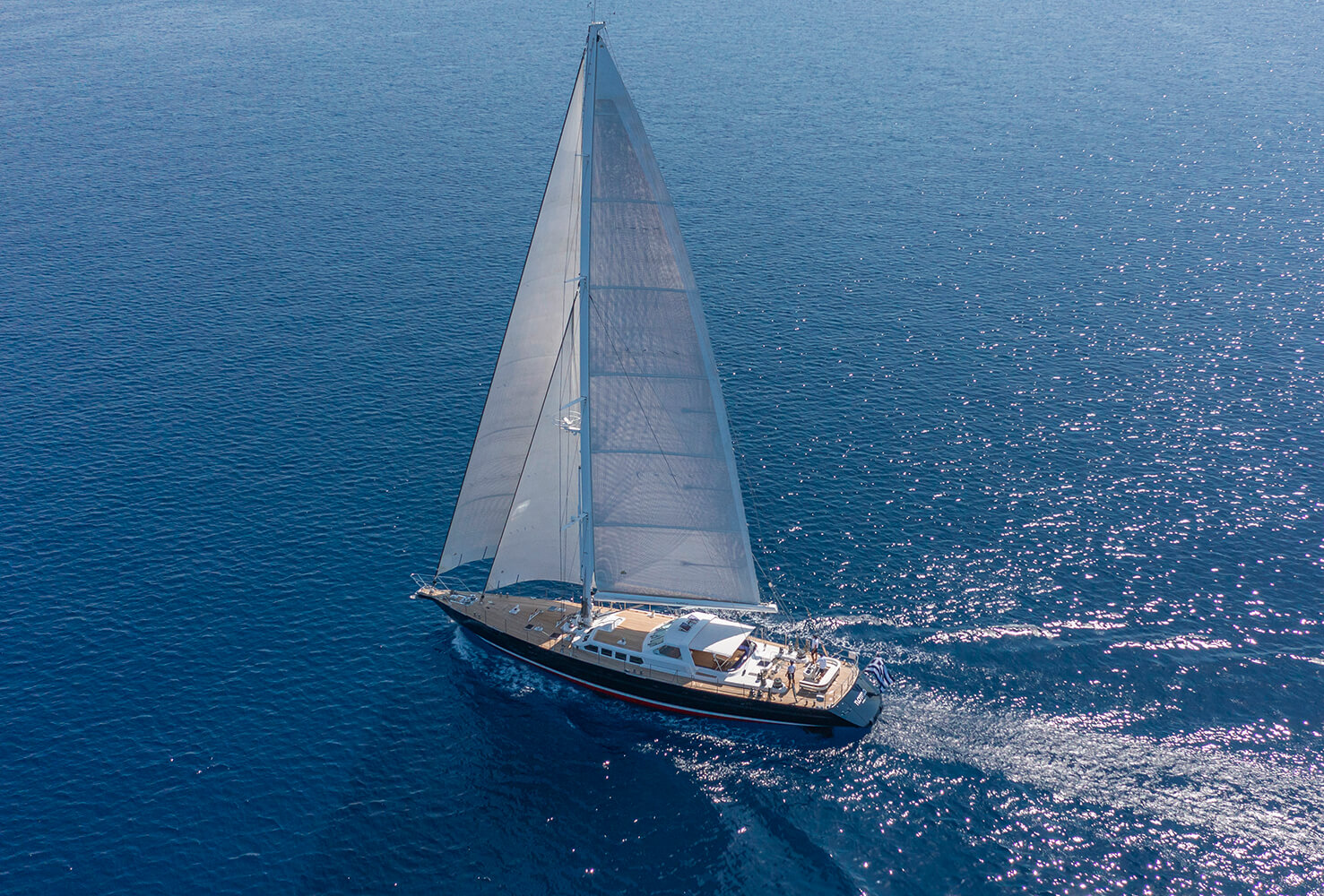 sailing yacht NOMMO under sail.jpg