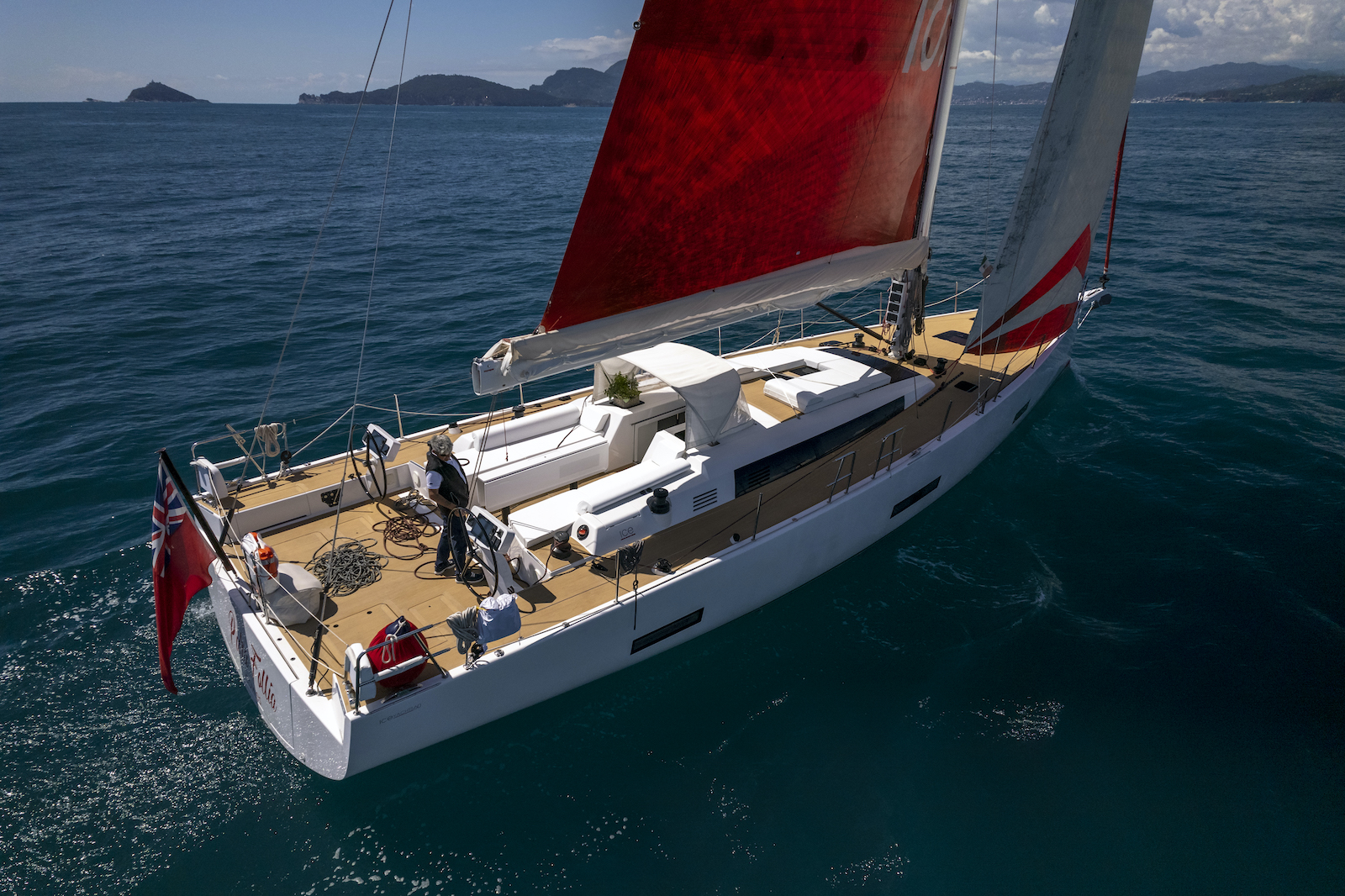 sailing yacht PURA FOLLIA.jpg