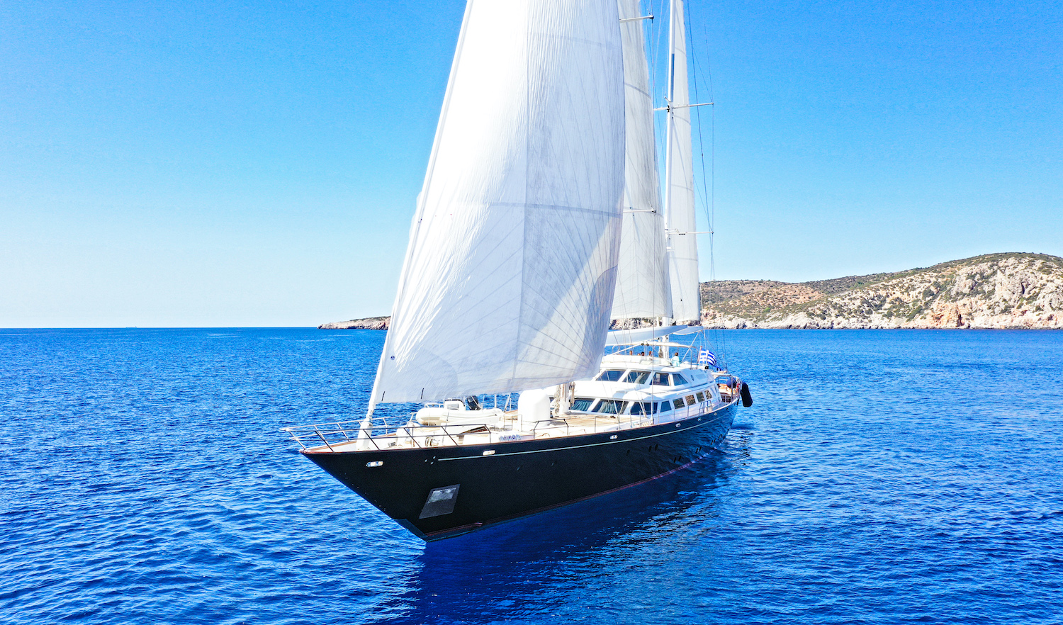 sailing yacht TAMARITA.jpg