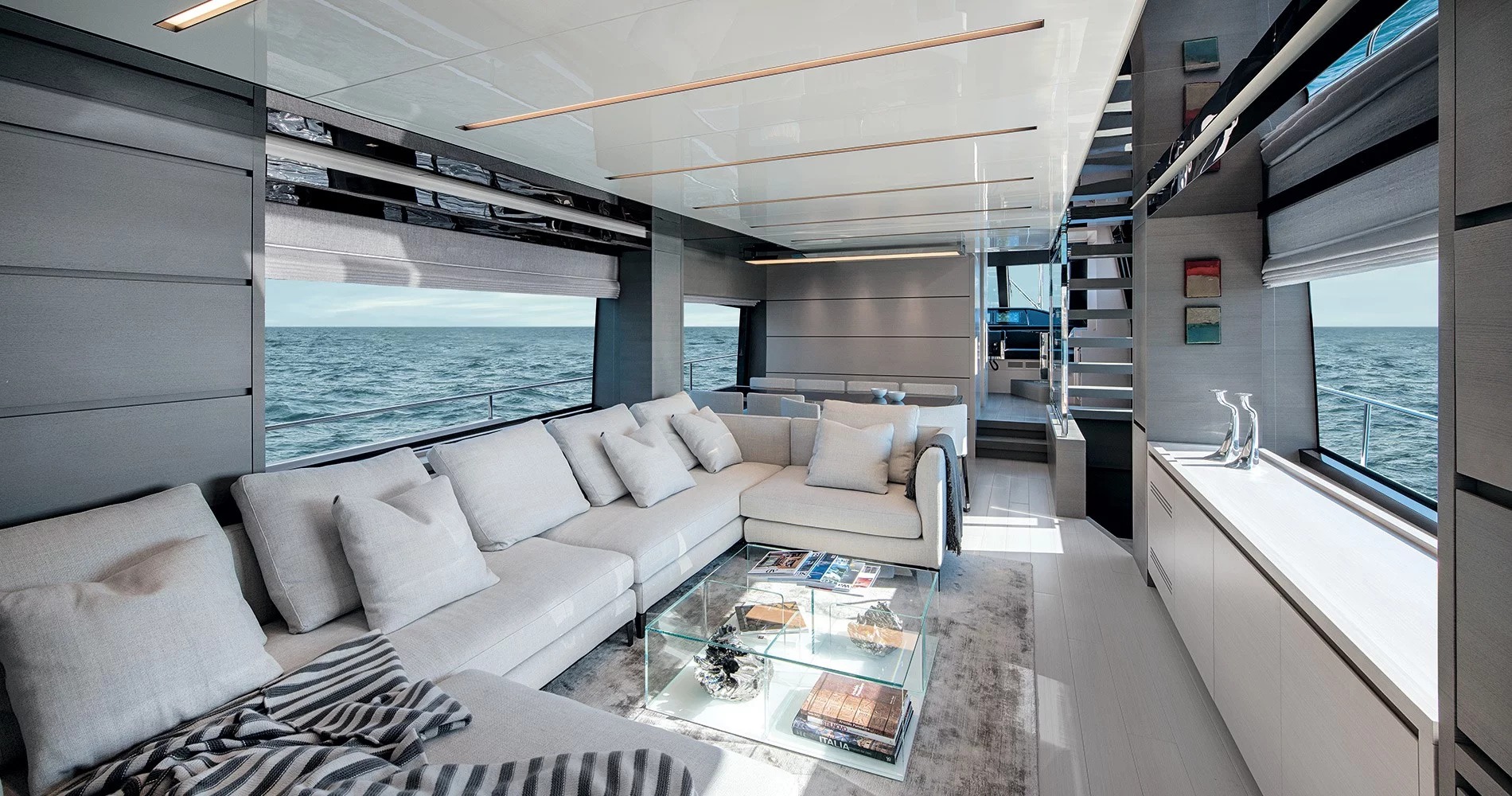saloon -  sistership.jpg