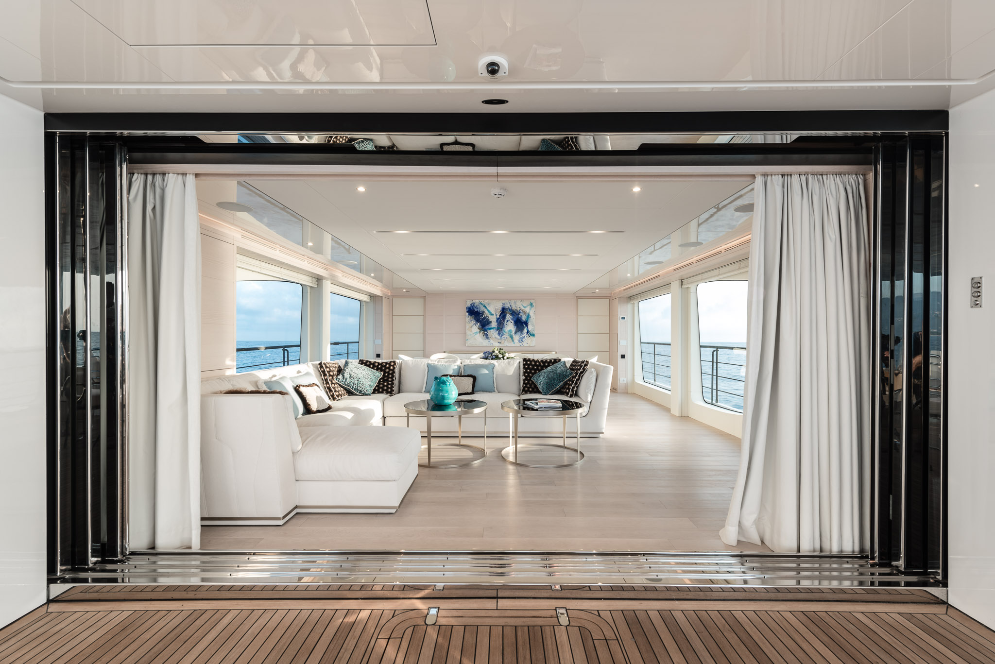 saloon looking inside.jpg